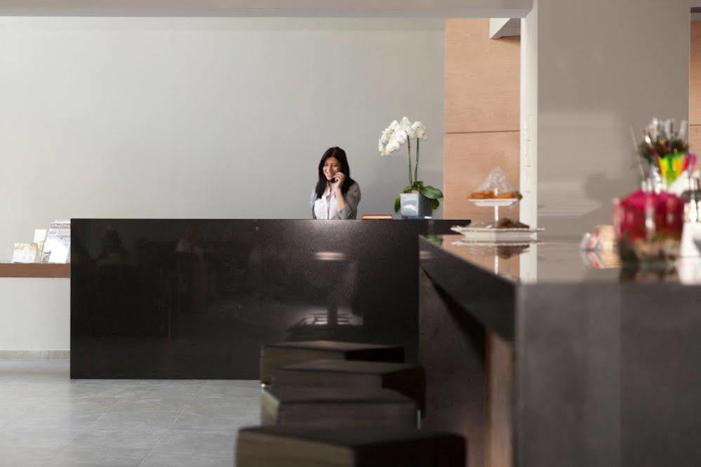 Oktober Downtown Boutique Hotel Rhodes City Luaran gambar