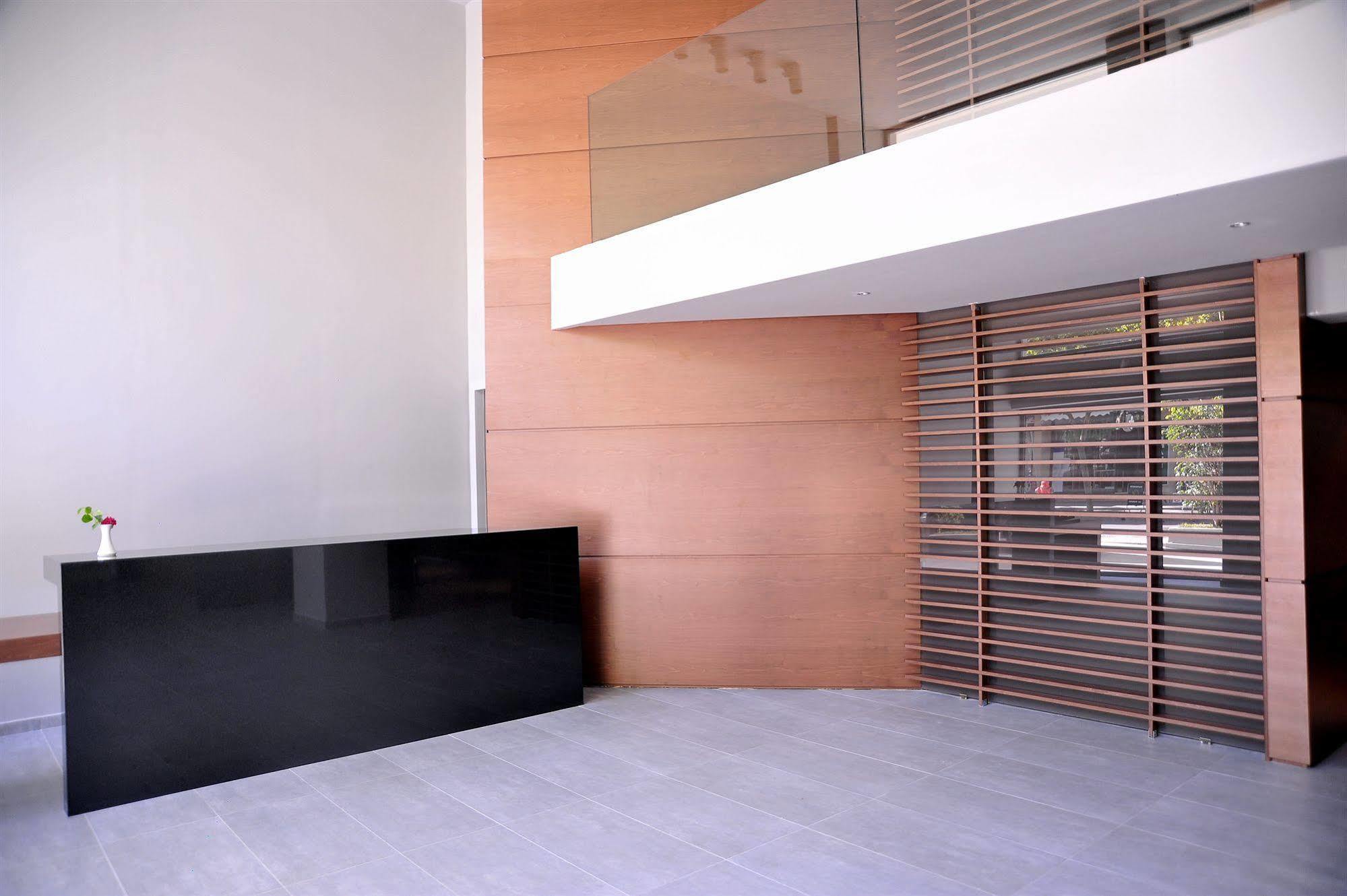 Oktober Downtown Boutique Hotel Rhodes City Luaran gambar